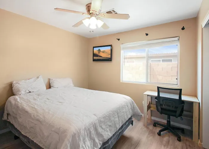 Dog Friendly - Near Stadium & Westgate Holiday home Phoenix