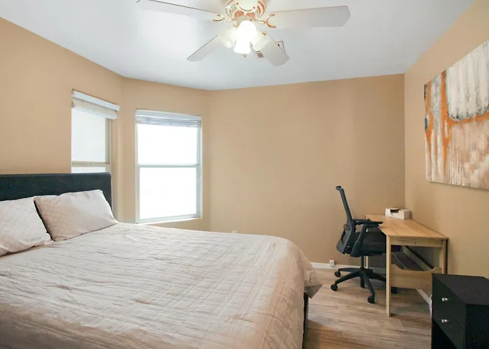 Holiday home Dog Friendly - Near Stadium & Westgate Phoenix